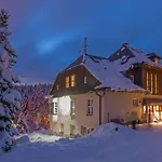 Lyzarska Bouda Domovina 3*