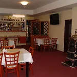 Hotel Lyzarska Bouda Domovina 3*
