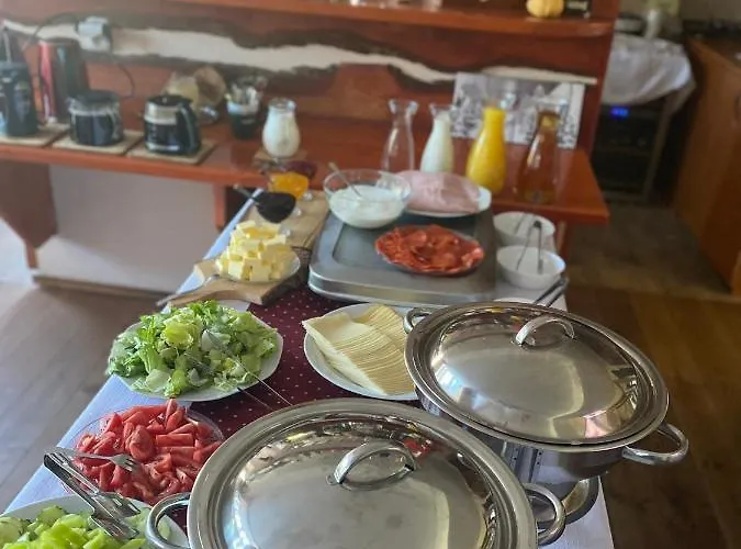 Lyzarska Bouda Domovina Hotell 3*